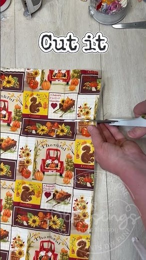 Dollar Tree Fabric HACK! 🧵 Make a Hot Pad So Cute You’ll Cook Something Just to Use It! #shorts