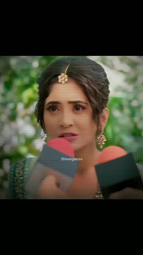 Sirat's Iconic Walk: Kartik Naira Kaira Yeh Rishta Kya Kehlata Hai