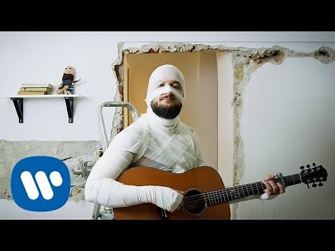 Pokáč - Úplně levej [official video]