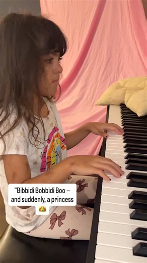 “Bibbidi Bobbidi Boo — and suddenly, a princess. #youngpianist #piano #pianoprodigy #pianokids #pianocompetition #pianomusic #pianostudent #pianogirl #pianocover #classicalmusic #classicalpiano #classicalpianist #kidsmusic #musician #pianotalent #pianist #pianolessonsforkids #pianolesson #pianoconcert | Sophia Cardozo