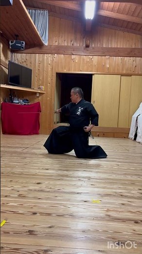 大日本居合道刀法 前切り 前から見たバージョンと横から見たバージョン #抜刀道 #martialarts #居合道