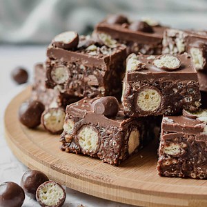 Maltesers Slice (No Bake)