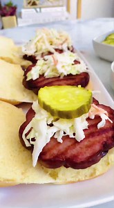 The new star of your grill!🌭🤩🍔 Rastelli's rescues all those leftover burger buns with this hot idea: round hot dogs! Add this juicy backyard barbecue classic to your menu! > https://qvc.co/rastellishotdogQfb 📸: The House Of Sequins | QVC