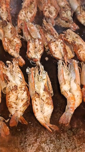 🦐 Craving something smoky, juicy, and full of flavor? 😋