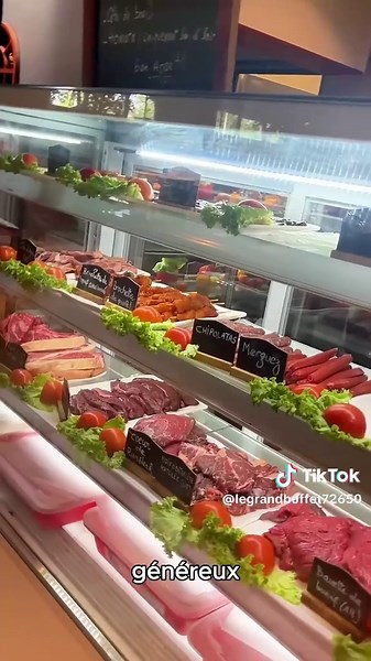 Buffet Le Grand Buffet - Saint Saturnin : menu et adresse