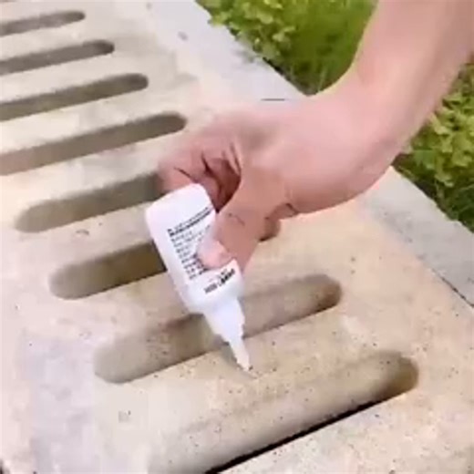 Worried about spills when using strong adhesives? Learn more about how to use high-strength adhesive cleanly and effectively for your projects. | Kiran Sean Jessica