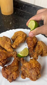 1.1M views · 10K reactions | Nicht Öl verwenden!! Verwenden Sie Wasser zum Braten von Hähnchen und machen Sie das knusprigste Hähnchen, das Sie je gesehen haben! GEHEIMNIS DER RESTAURANTS | Tipps und Tricks | Facebook