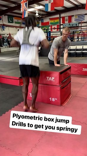 Great drills for anyone looking to get some height #track #trackandfield #feet #lifting #houstontrainer #trainer #football #soccer #boxing #mma #rugby #plyos #workouts #plyometrics #viral #reels #reelsinstagram #athletes #hipmobility #running #runners #fitness #california #houston #workouts #videooftheday | Pow3rplus