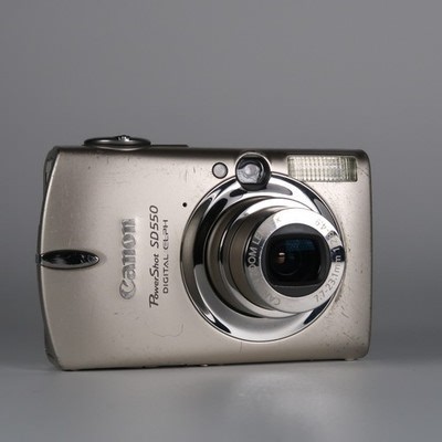 Canon PowerShot SD550 Digital ELPH / IXUS 750 7.1MP Digital Camera - Refurbished | eBay