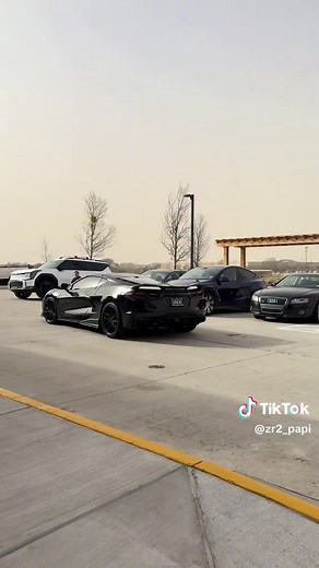 Explore the C8 Corvette in Black: A Bold Choice