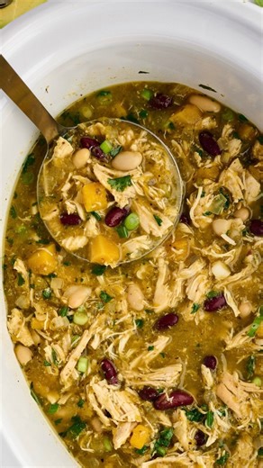 ✨ It’s back!! ✨ Forgot how much I love this one— Slow Cooker Salsa Verde Chicken Chili! 💚 Comment CHILI and I’ll send the recipe your way 💌 | Joy Bauer