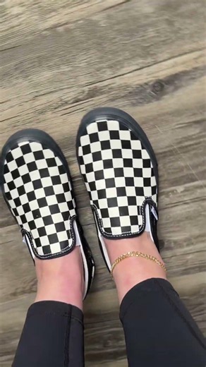 Ultimate Vans Unboxing: Discover the Latest Footwear Trends! #Sneakerheads #Vans