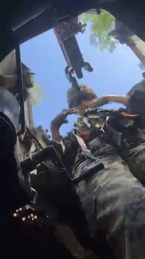 “Rodrick.. can you explain what your doing in this photo? “That’s not me” #fyp #fy #marines #real #edit