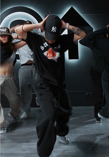 Master 2000s Dance Moves with Chris Brown's Choreography