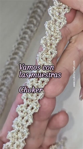 Cukicrochet on Instagram: "🔥 ¿Viste esta gargantilla CROCHET que está en TODAS partes? 🧶😍 En 15 min tienes la tuya... ¡Mira qué FÁCIL! 💬 Escribe "CHOKER" si quieres el patrón COMPLETO ❤️ 300 likes = tutorial GRATIS este finde 📌 Guarda para tejerla YA #ChokerCrochet #CrochetViral #GanchilloFacil #DIYCrochet #cukiCrochet"