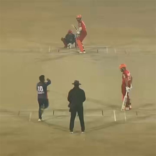 Really surprised how no one picked leg-spinner Rameez jr in the PSL. I think he would suit the Hyderabad Kingsman team the most. One of the best spinners in the country with a good record in all formats. Lack of talent spotting is an issue in Pakistan cricket.