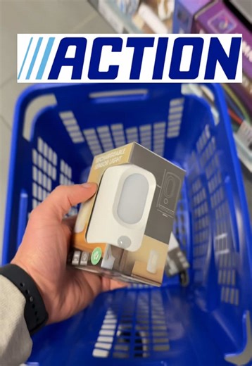 Motion Sensor Light: Easy Hallway Upgrade