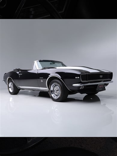 Rock-and-roll provenance with top-down attitude. Craig Jackson takes a #FirstLook at this 1967 @chevrolet #Camaro that has been owned by @lindaperryofficial of 4 Non Blondes for nearly 20 years. Selling with No Reserve, it will cross the block at the 2026 #Scottsdale Auction, Jan. 17–25 at WestWorld. #LindaPerry #Chevy