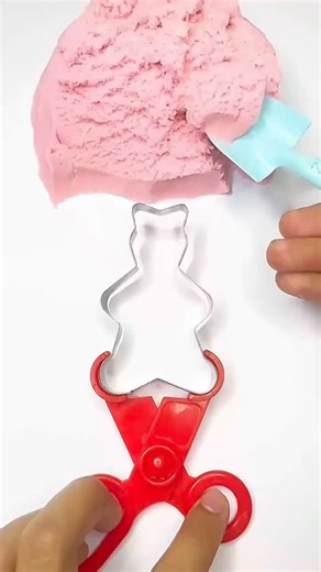 Creative Asmr Sand on Instagram: "Very satistying and relaxing kinetic cand acmr #asmr #satisgying #relax Link one of your reels. #creativeasmr #asmrmas."