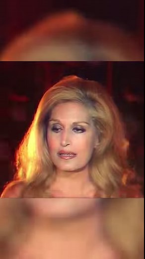 Paroles, paroles Encore des paroles que tu sèmes au vent ♫♪ 🎧 Le duo de Dalida et Alain Delon à réécouter ici : https://Dalida.lnk.to/ParolesParolesStreamFP | Dalida