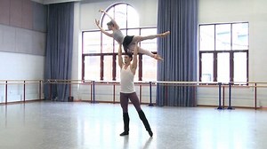 61K views · 5.6K reactions | #OnThisDay in 1973, Antoinette Sibley and Anthony Dowell gave the world premiere of Sir Kenneth MacMillan's Pavane pas de deux to celebrate Britain's joining of the European Community. We hope you enjoy this clip of former Principals Jenna Roberts and Iain Mackay rehearsing the pas de deux for performance in 2013. | Birmingham Royal Ballet | Facebook