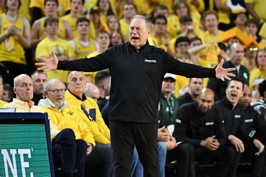 ‘I’m nobody’s little brother’: Tom Izzo defends Fears Jr., fires back at chants vs. Michigan basketball