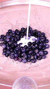 ASMR magic at -30°C with fresh blueberries – hear the freeze! 🫐 #asmr #satisfying #blueberrybliss #chillsounds #frozenfruits #crisptreats #chillvibes #coolcrunch #frostydelight #blueberry | Ice Cream Rolls