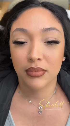 SHARLOTT MICROPIGMENTACIÓN ✨|BOGOTÁ COLOMBIA🇨🇴 on Instagram: "Realizamos un difuminado suave y ligero al inicio de la cejas como un degradee y se va oscureciendo hacia el final, dándole forma y definición a la ceja, hasta lograr un aspecto maquillado todo el tiempo. 𝐀𝐠𝐞𝐧𝐝𝐚 𝐭𝐮 𝐜𝐢𝐭𝐚🫠 vía WhatsApp📲 320 493 71 10 o presiona el link👇🏻 https://wa.me/+573204937110 ❕𝐕𝐀𝐋𝐎𝐑𝐀𝐂𝐈Ó𝐍 𝐘 𝐀𝐒𝐄𝐒𝐎𝐑Í𝐀 PERSONALIZADA❕ . . . #Cejasbonitas #cejaspeloapelo #Cejasdifuminadas #Cejashibrida