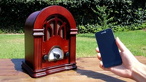 ClearClick Retro Wooden AM/FM Radio with Bluetooth