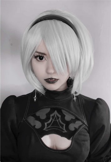 Canon 9s and 2b interaction #2bcosplay #nierautomata #cosplay #2b #cosplayer