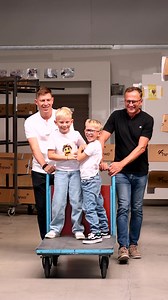 Sonnenschutzsysteme - machen wir mit Herz! Und das seit Generationen 🌞⏳ Qualität, die man sieht. Werte, die man spürt. Produkte, die bleiben. ❤️ | Newo Sonnen- & Insektenschutz