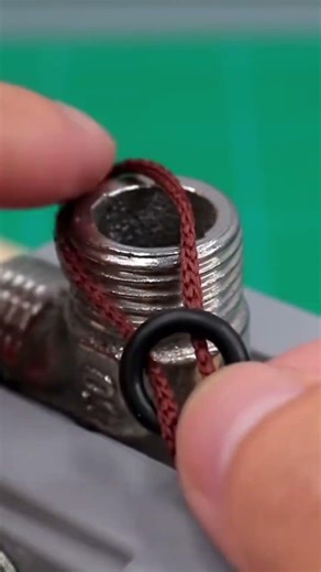 Easy Trick To Install A Rubber O-Ring Using Simple Thread