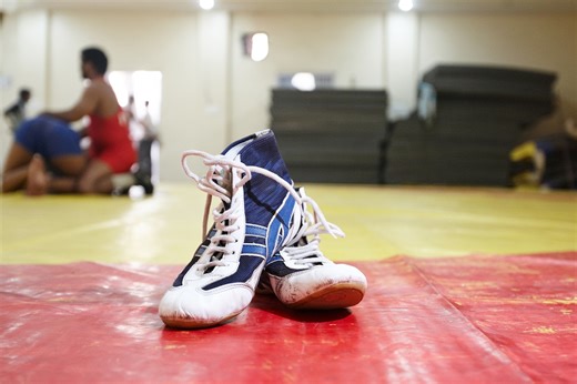 Watch every match from Connecticut high school divisional class wrestling championships: Live stream, schedule, tickets