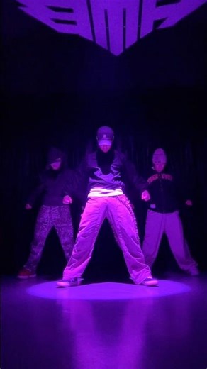 Back it Back it Back it up #LAY #레이 #EXO #BackItUp #REVERXE