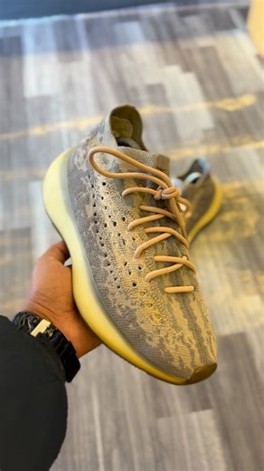 ultrasneakers on Instagram: "Share twro duga ngashi Saturday gi offer da ₹2800/- ta loubiba yagani - Adidas Yeezy Boost 380 Mist - Size: UK-9 - Authentic ✅ - Affordable price ✅ - Special collection ✅ - Delivery ✅ - For more Details: Text / Call ☎️ me - Phn No: 6009924397/- - Location: Thoubal"