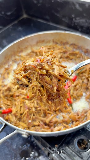 Easy chicken pastil recipe. #ChickenPastil #easyrecipe #foodblogger #fyp #fbreelsvideo #reelsvideo | cookiing.bae