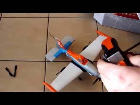 Unboxing: RC flying plane "Dusty"