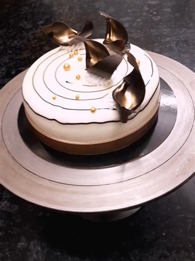 dome shape beautiful cake design decorating ideas#chocolateheartcake