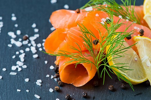 Can you eat smoked salmon when pregnant? - Netmums