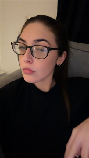 Surely we are all in agreement that New Year starts on Monday yeah??? 🤣😭 #fyp #foryoupage❤️❤️ #traitors #singlemom #mumlifeontiktok