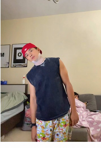 nag sayang kananaman nang pulbo! 🤣 #fyppppppp #dubai🇦🇪 #kabayan #4you #dubailife #uae🇦🇪