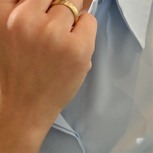 14k Solid Gold Wave Wedding Band, Textured Minimalist Ring for Men or Women, Simple Wavy Marriage Band, Unisex Gold Alliance Jewelry - Etsy