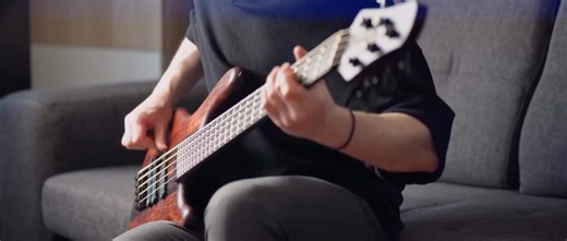 Colossus Guitars Official on Instagram: "Colossus SP5 Custom 🎸 . Periphery - Prayer Position Bass cover by @txn_v . #colossusguitars #customshop #bass #guitar #periphery"