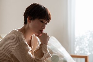 大丈夫じゃないけど、つい「大丈夫」と答えてしまう。つらい気持ちを相手にうまく伝えるには？ [人間関係] All About