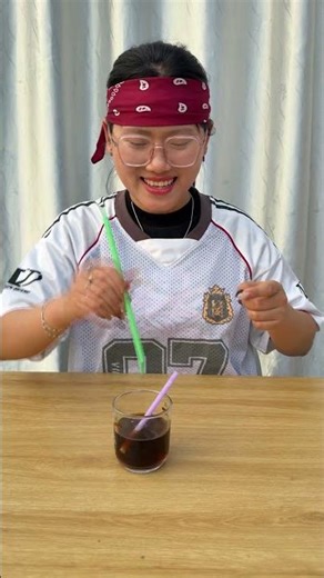 Which type of straw is the strongest, my best friend? 🥤😂#shorts