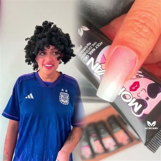 Welcome to the 24-hour newsstand! #prom