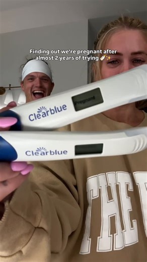 KELSEY BYRON BREISINGER on Instagram: "Experiencing a moment you thought you’d never get to experience is the craziest feeling 🤍🙏🏼 We took the last line test I had. It showed positive & freaked us out so we ran to Walgreens, came back & took these. August 6th, 2025 — my favorite day 🥹😭"