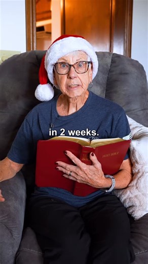 Arleta Kay Didier on Instagram: "Don’t go into debt for people who don’t care 🎁🤔"