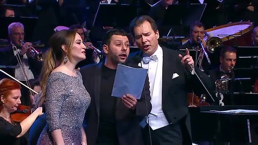 434K views · 8.8K reactions | Poslušajte pesmu „Pukni zoro” u izvođenju od koga zastaje dah! Maestro Bojan Suđić, čuveni tenor Amadi Laga i jedan od najlepših glasova domaće estrade - Jelena Tomašević, pevaju uz Simfonijski orkestar i Hor RTS. Lajkujte zvaničnu Facebook stranicu Muzičke produkcije RTS i podelite sa nama vaše muzičke utiske!  Ceo snimakl možete pogledati na našem YouTube kanalu - https://bit.ly/3puARAY | Muzička produkcija RTS | Facebook