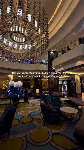 Did you know there was a hidden Christmas themed cocktail bar inside Crown Melbourne?! 👀✨ Enter through the Crown Towers lobby and on the right you see the usual TWR bar.. but when you enter and turn the corner you enter the world famous @miraclepopup bar. ❄️🎄 First launched in NYC in 2014, the bar brings a nostalgic Christmas charm with a stunning festive fit out and fun seasonal cocktails, each served in a festive collectible glass, which you can even purchase to take home with you. 🍸 I hal